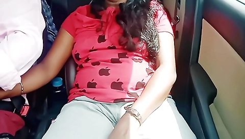 Indian girl gets fucked on her own in a solo video