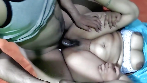 Indian big tits amateur housewife and husband porn video