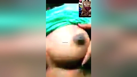 I'm showing my boobies on the webcam in homemade video