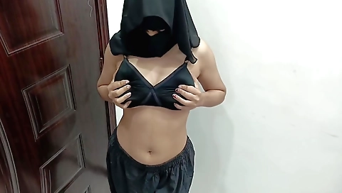 Sexy desi pakistan college girl 18+ solo porn clip