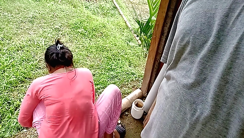 Outdoor amateur brunette video with hd and outdoor 3d
