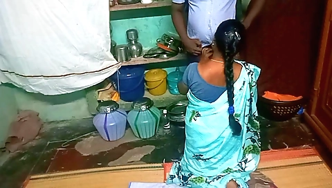 Indian teen gets a long rod in her hairy pussy in a school clip