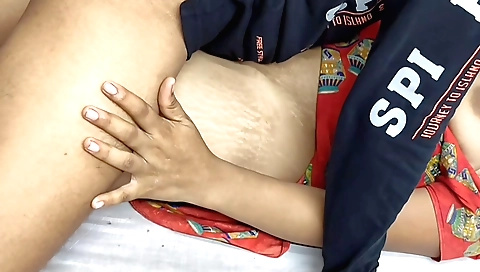 Sweet pussy of a girl is being rubbed off the table