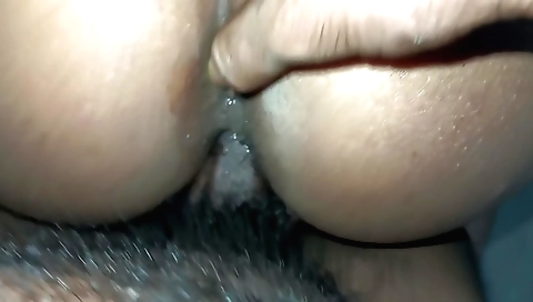 Cute amateur girlfriend with a nice body and a sexy smile
