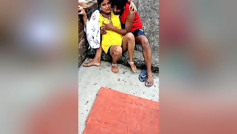 Indian with large boobs getting handjob in the village