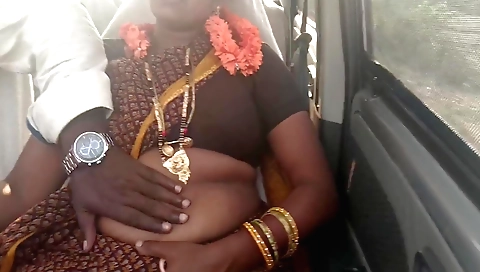 Indian amateur slut enjoying driving her car and fucking