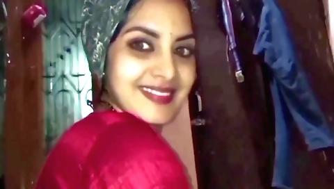 Indian stepsis gets her pussy fucked in the living room