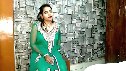 Indian brunette milf shows us her sexy stepmom body