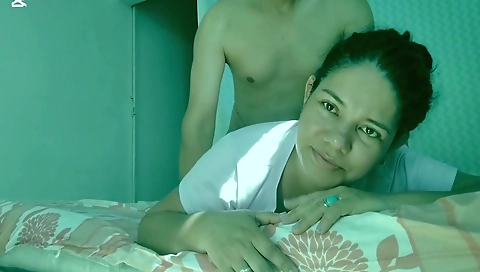 Indian brunette sucks a big dick in a pleasure matute