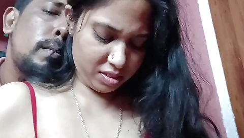 Indian teen swallows cum from boyfriend after she fucked
