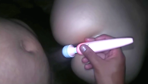 Desvirgando un culona mexicano y le pongo un vibrador
