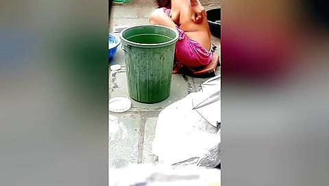 Stepsister with a natural body was bathing in the open