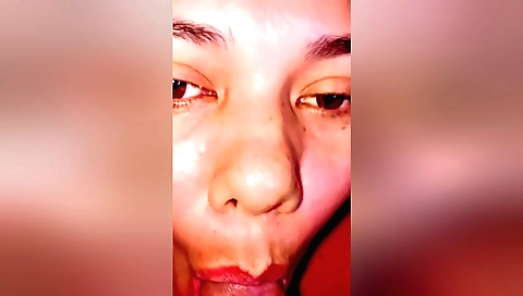 Stepmom with a very hot face is covered in a facial
