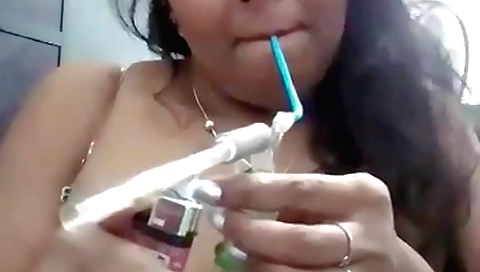 Indian brunette masturbates with pleasure in homemade video