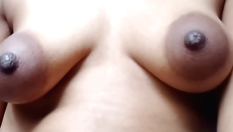 Indian woman with amazing body masturbates and rides toy