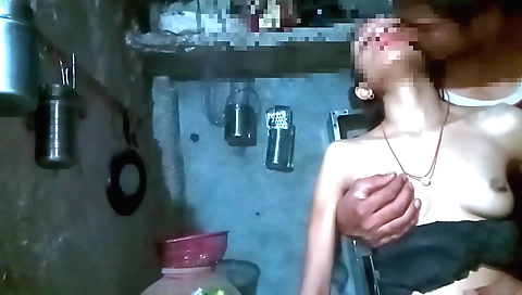 Indian girl in a sexy webcam video showing her body