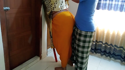 Indian babe enjoys husband's attention when she is cleaning up
