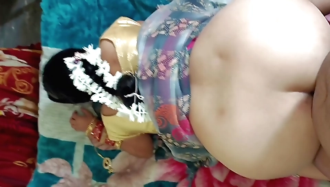 Indian brunette gets creampied by her boyfriend in the homemade clip