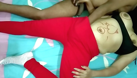 Indian hottie with big boobs fucks me like a horny girl