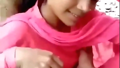 Amateur brunette outdoor sex video with beautiful pussy