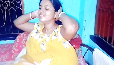 Stepmom with big boobs shows her natural tits and ass 18+